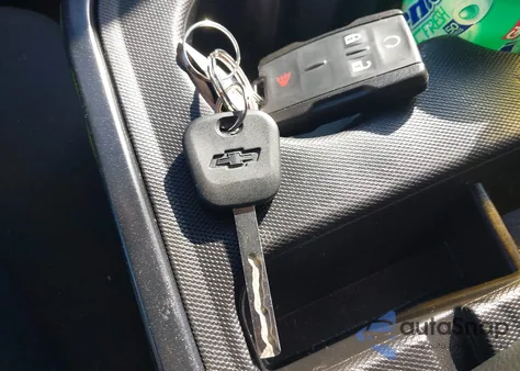 2017 Chevrolet Silverado 1500 1Lt from USA, damaged, VIN 3GCUKREC2HG460206